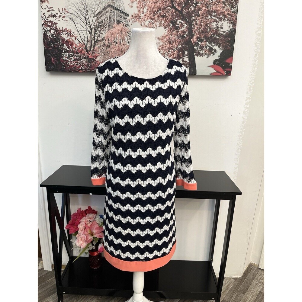 Signature Camryn Women’s Shift Chevron Crochet Dress Size 16 Long Sleeve